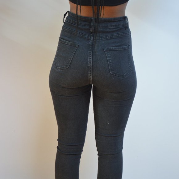 Jeans - Picture 2 of 3